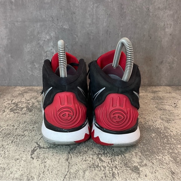 Nike Kyrie 6 Basketball Shoes Womens sz 6.5 - white/black/red - Picture 5 of 7